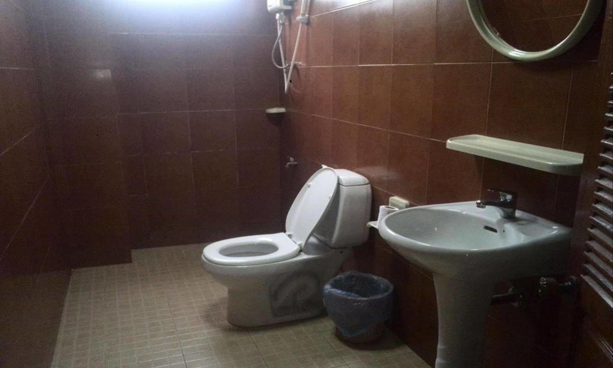 Haysoke Guesthouse Вьентьян Экстерьер фото