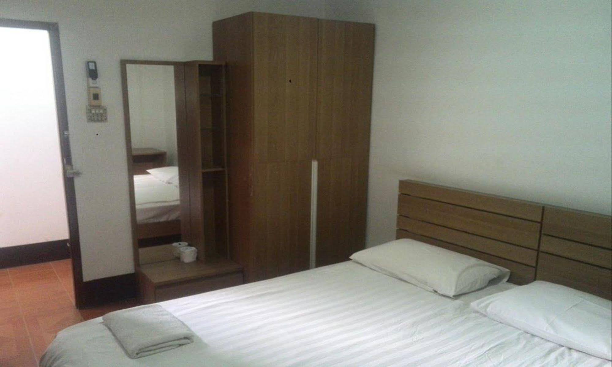 Haysoke Guesthouse Вьентьян Экстерьер фото